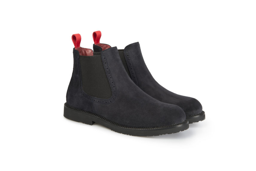 Chelsea boots leather rubber sole